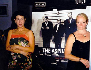 {short description of image}